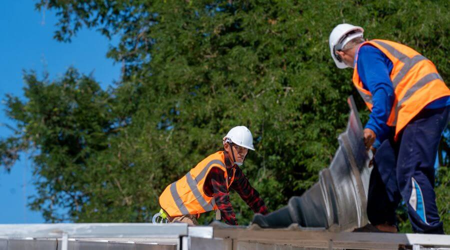 Roof repair in Greenville, UT